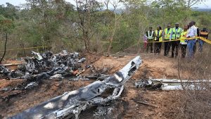 RDC : trois jours de deuil national après la mort de deux hauts gradés dans un crash aérien à Kenge 3 Crash d'un petit avion survenu le vendredi 25 septembre à Kenge