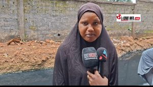 Lambanyi : un fossé béant sème la terreur à Simbaya Escalier 4 Mme Nimatoulaye Diallo, mère de famille