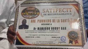 Santé : les pionniers et icônes de la médecine guinéenne honorés par l'ONG La Tabala 3 Satisfécit de Dr Houdy Bah, DRS Kindia, récipiendaire