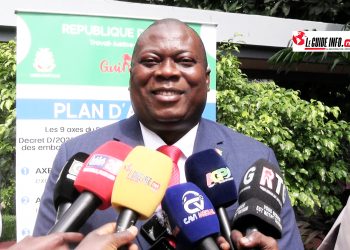 Interdiction des plastiques : « Ce n’est pas la répression, c’est la sensibilisation», assure Fassou Théa 32 Fassou Théa, Ministre de l'Environnement Durable